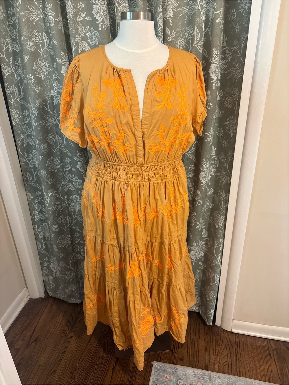 Anthropologie Somerset Embroidered Midi Dress